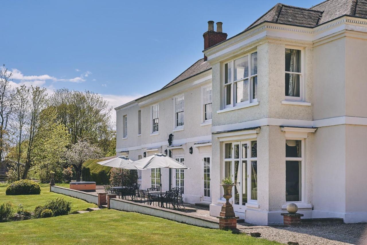 Equestrian Manor Villa Upton upon Severn Exterior foto